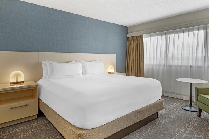 DoubleTree by Hilton Spokane City Center