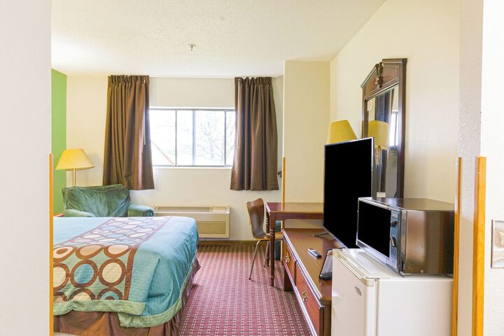 Room 39 of 61