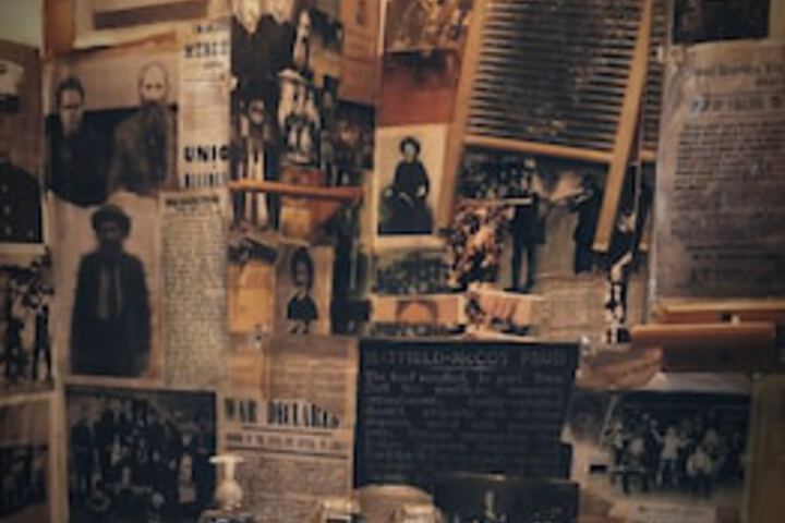 Hatfield McCoy House Inn