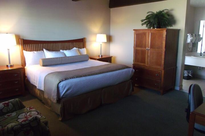 Room 18 of 26