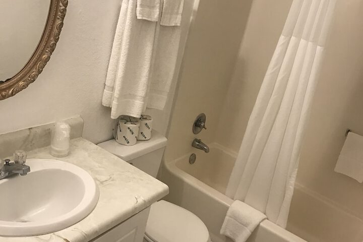 Room 46 of 70