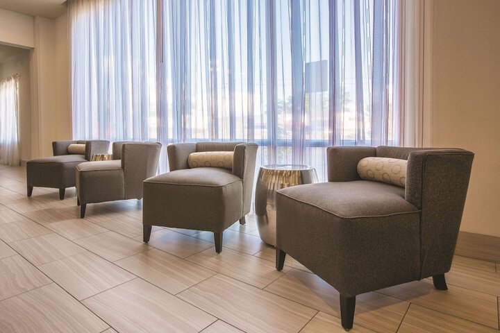 Hotel Interior 11 of 29