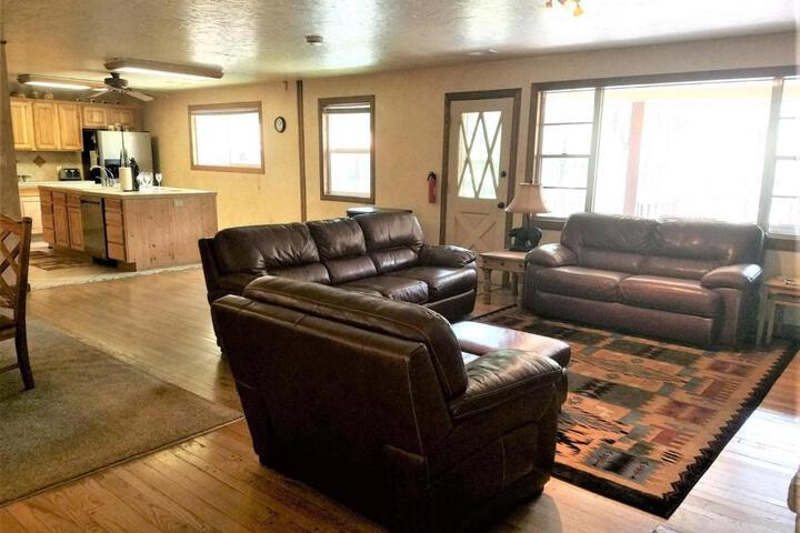 Rivers Edge Cabin