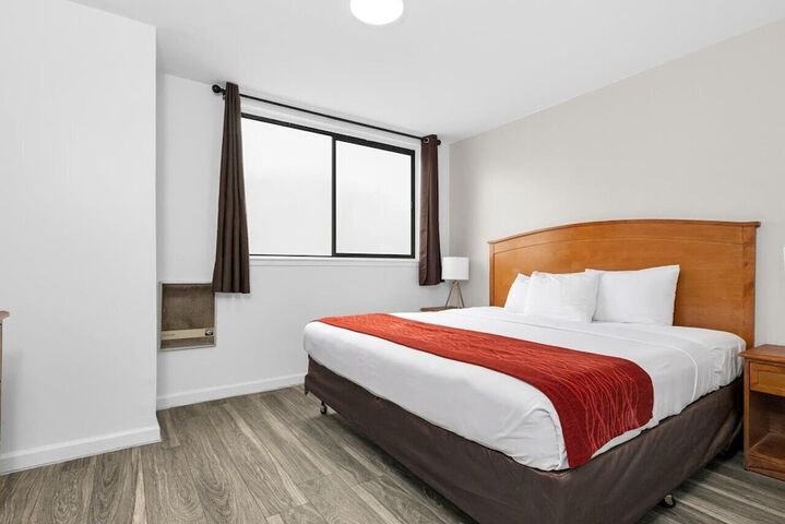 Room 18 of 31