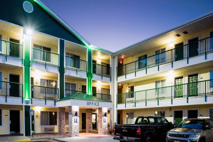 Hotel 10 of 25