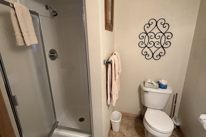 Room 59 of 136