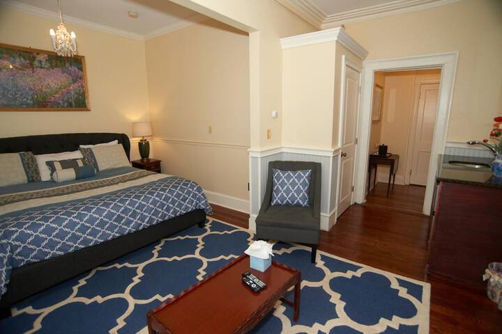 Room 34 of 51