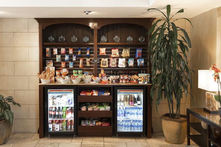 Ayres Hotel & Spa Mission Viejo – Lake Forest