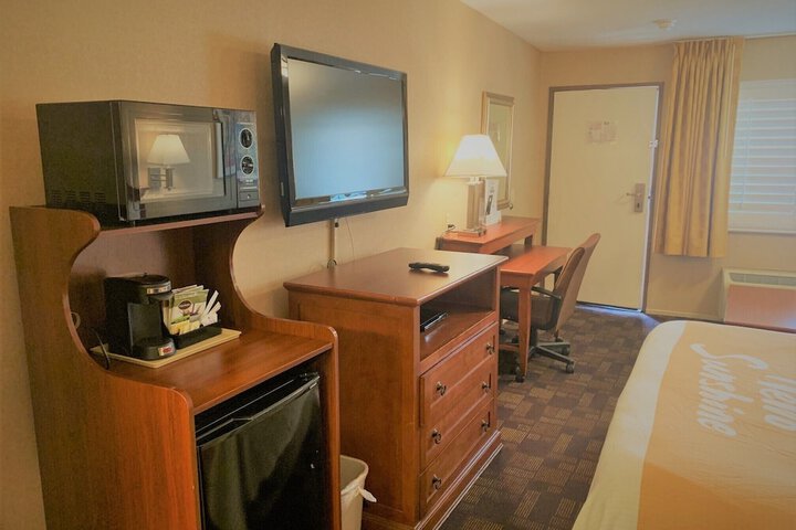 Room 16 of 21