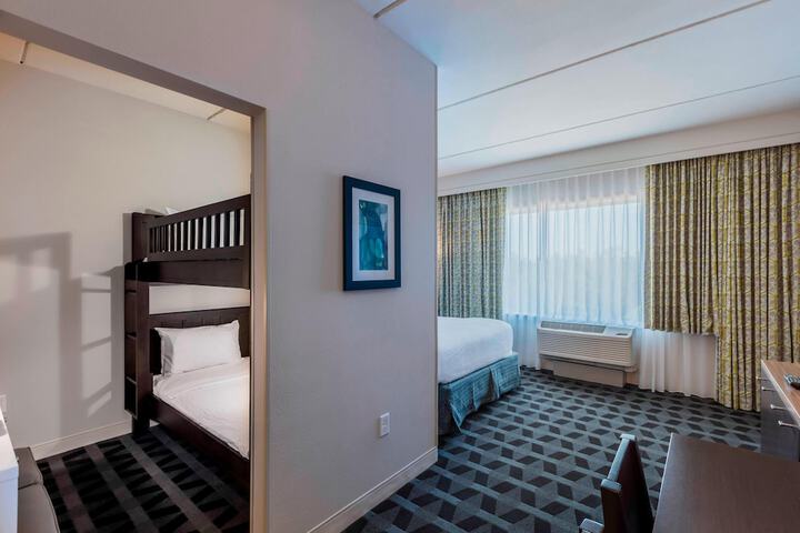 Room 31 of 49