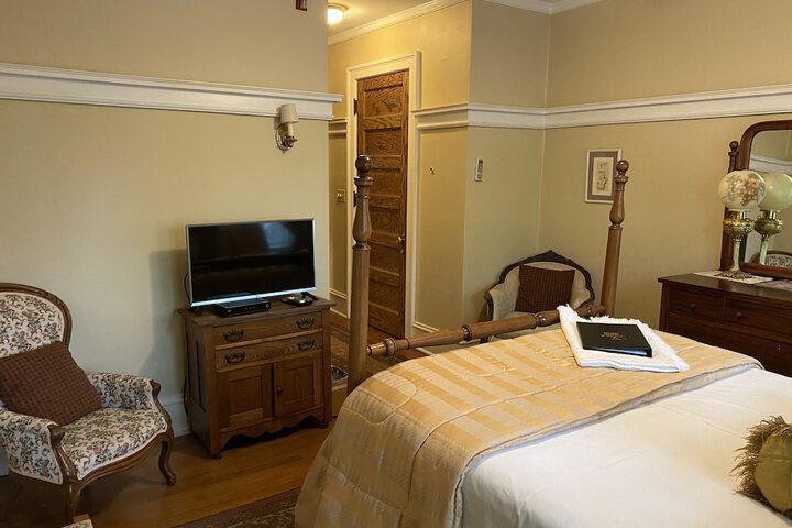 Room 38 of 92