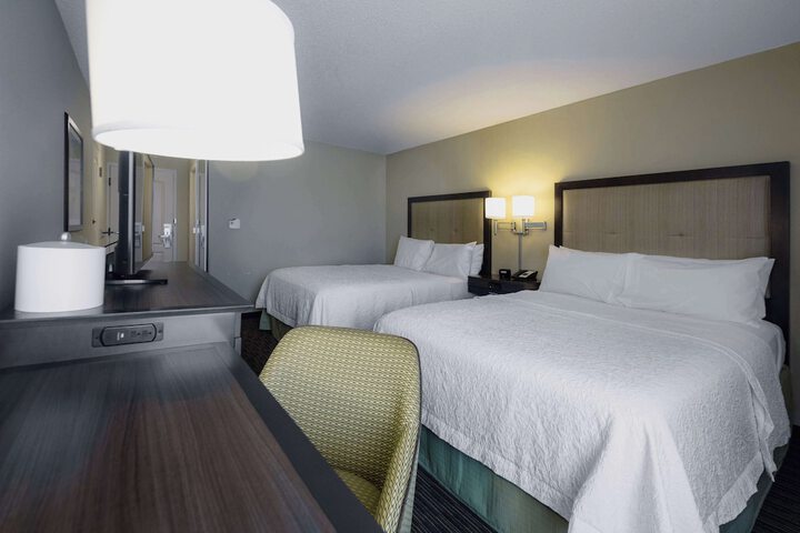 Room 10 of 20