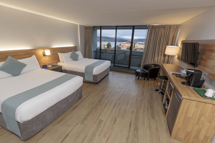 Highliner Hotel & Conference Centre