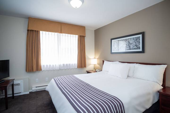 Room 35 of 47
