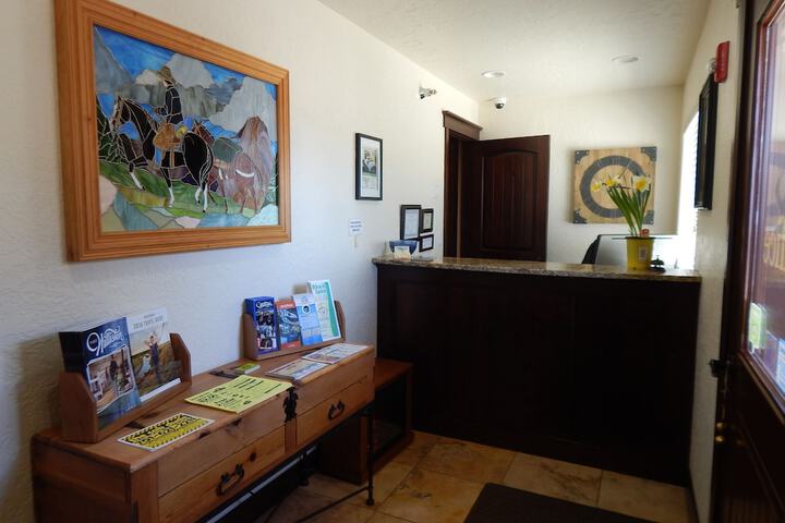 Hotel Interior 11 of 23