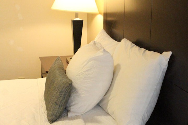 Room 25 of 83