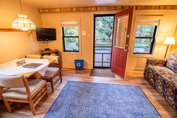 Room 211 of 261