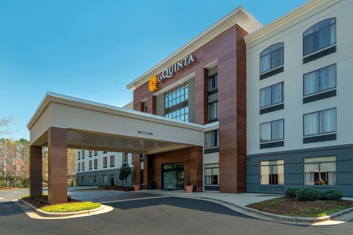 Hotel 3 of 52