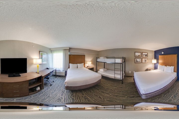 Comfort Inn & Suites Tipp City Dayton North I-75