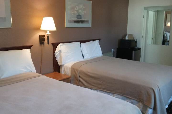 Room 15 of 37