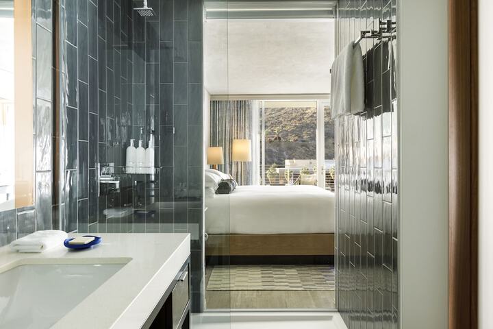 Kimpton Rowan Palm Springs Hotel by IHG