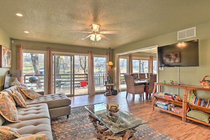 Updated Deck & Dock: Lakefront Home in Hot Springs