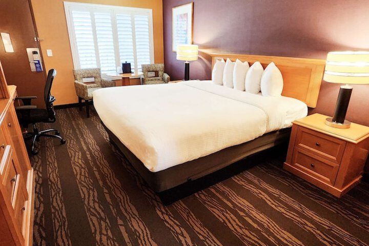 Room 28 of 54