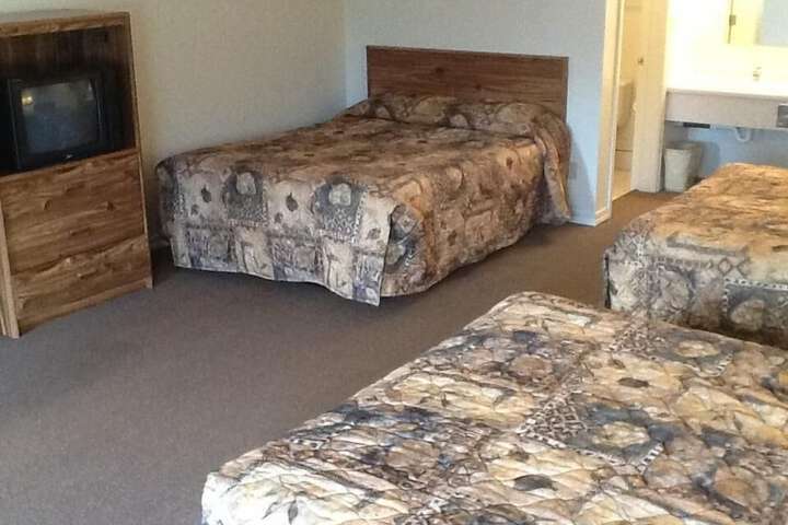 Room 18 of 29