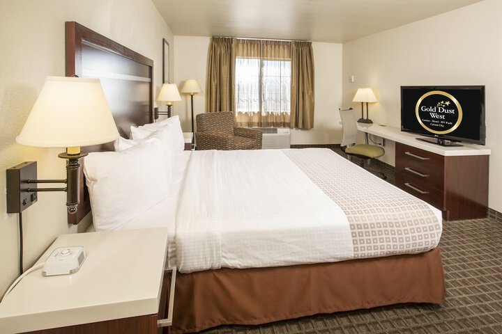 Room 14 of 39