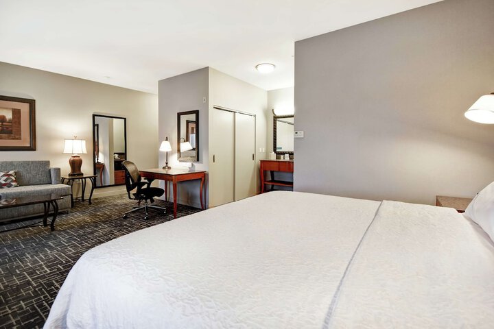 Room 11 of 49
