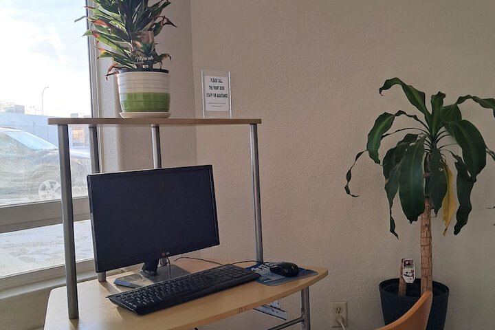 Business Center 87 of 93