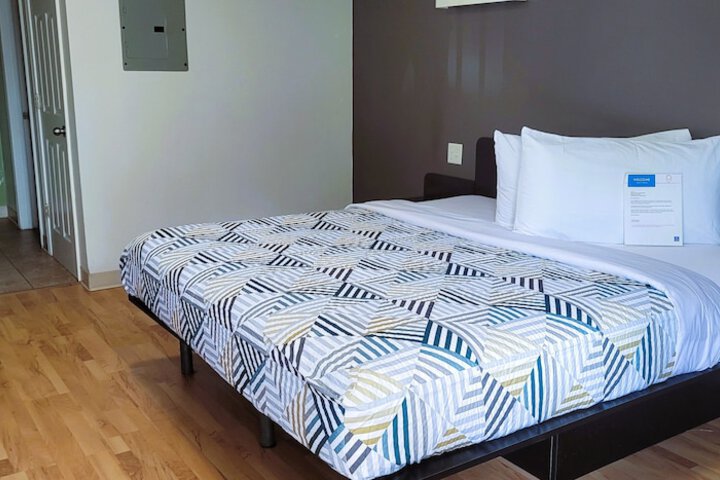 Studio 6 Extended Stay - Atlanta GA - Chamblee