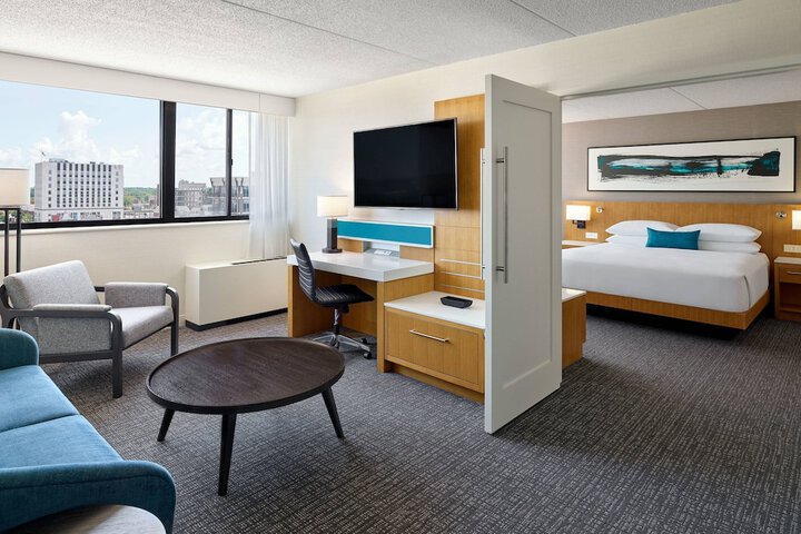 Room 19 of 53
