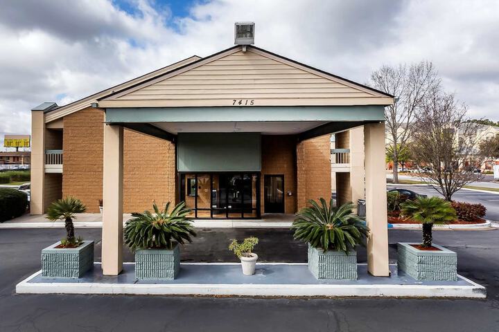 Hotel 3 of 37