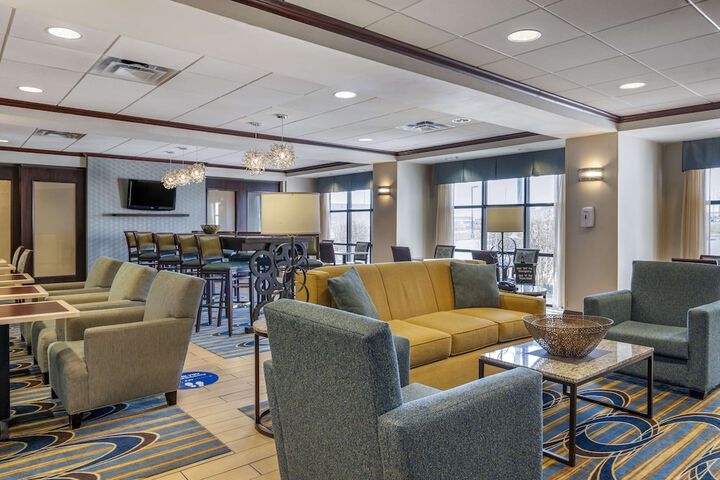 Hotel Interior 17 of 64