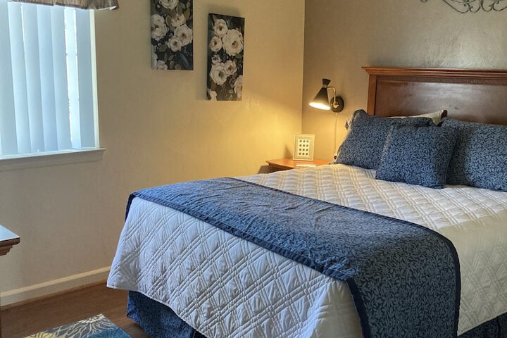 Room 44 of 72