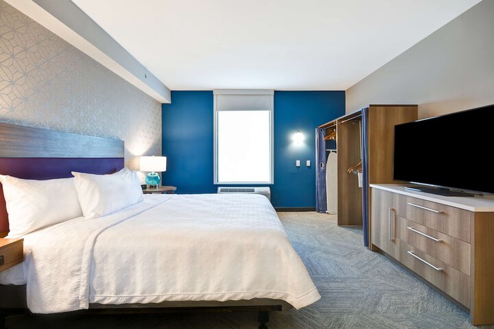 Room 26 of 45