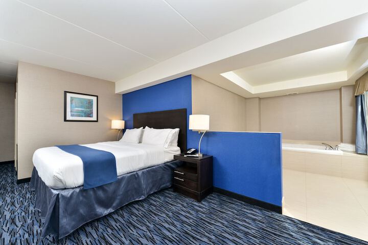 Room 21 of 47