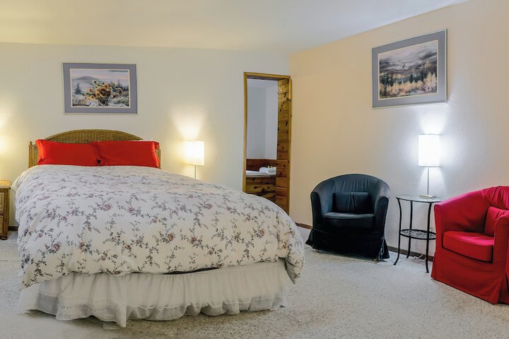 Room 15 of 38