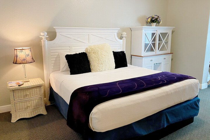 Room 106 of 149