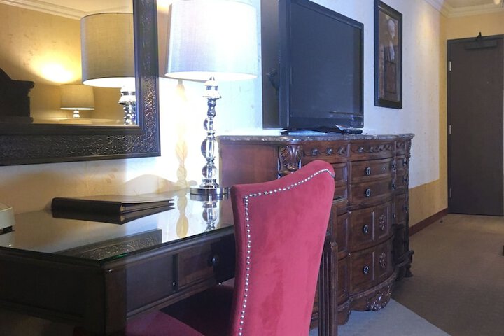 Room 21 of 46