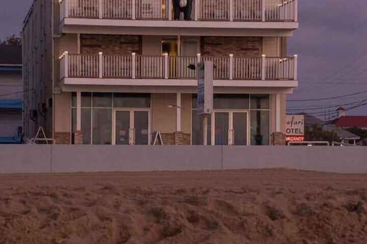 Hotel 8 of 43