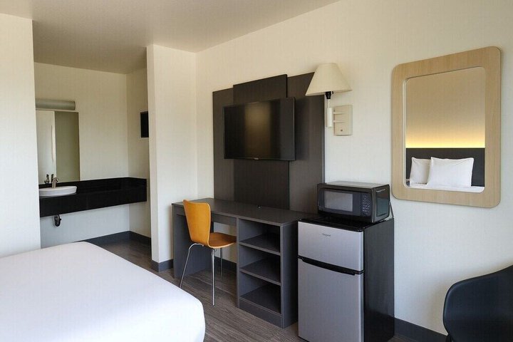 Motel 6 Roseville MN - Minneapolis North