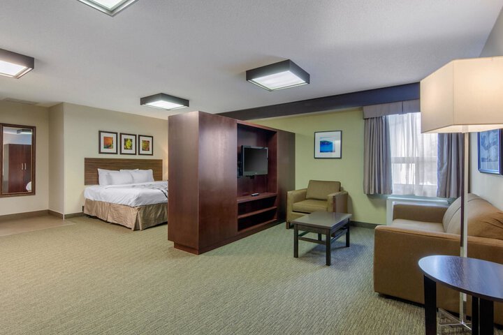 Room 7 of 50