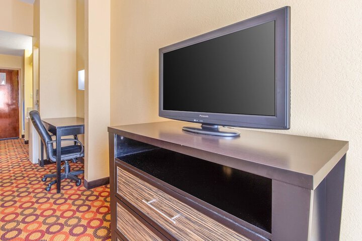 Room 19 of 35