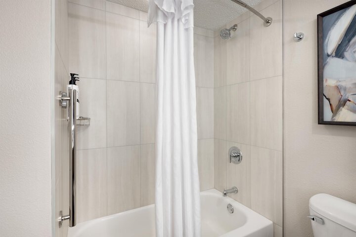 Embassy Suites by Hilton Lexington / UK Coldstream