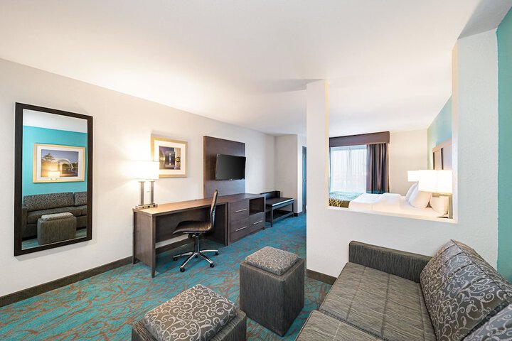 Room 22 of 48