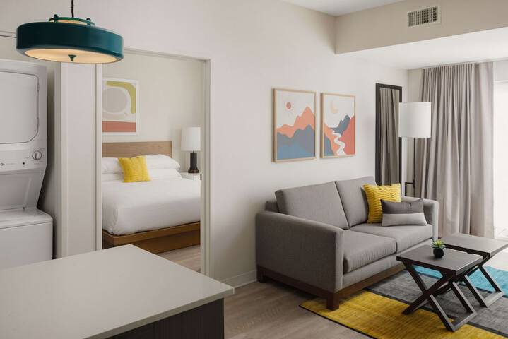 Room 22 of 36