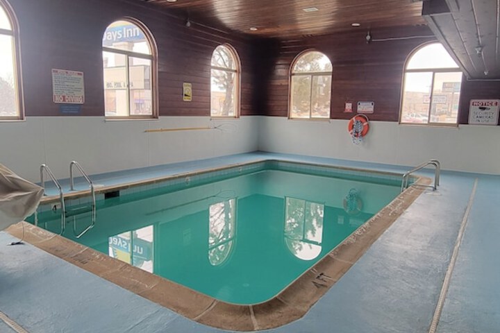 Pool 2 of 21