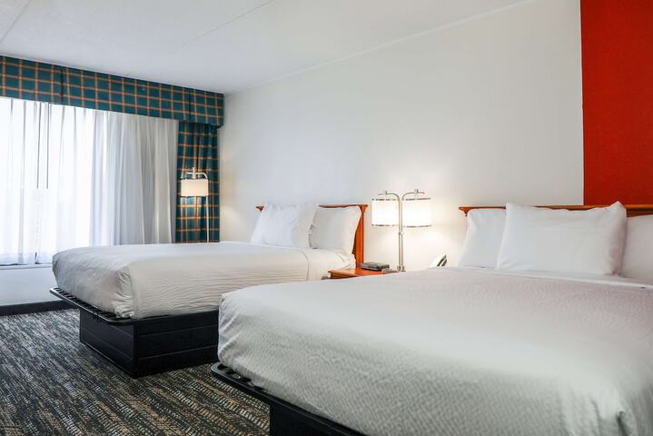 Ramada by Wyndham Cumberland Downtown